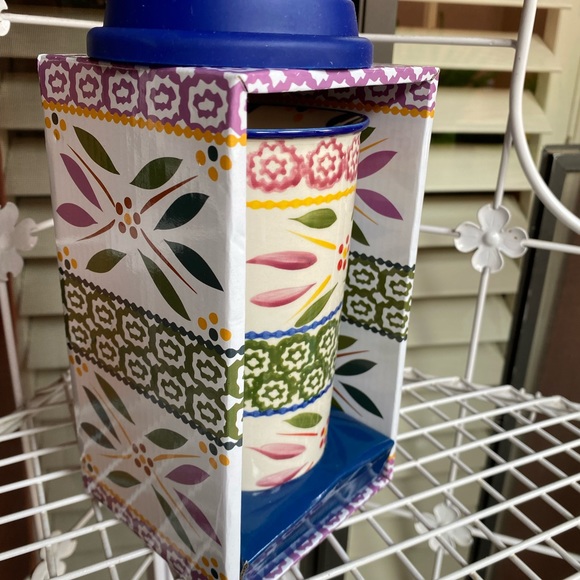 Confetti temptations travel mug. New in box. - Picture 3 of 5